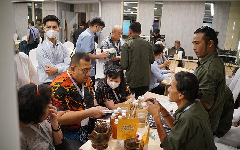 Business Matching Produk Wisata dan Ekonomi Kreatif Wilayah III Taman Nasional Gunung Leuser Kabupaten Langkat, Sumatera Utara di Medan