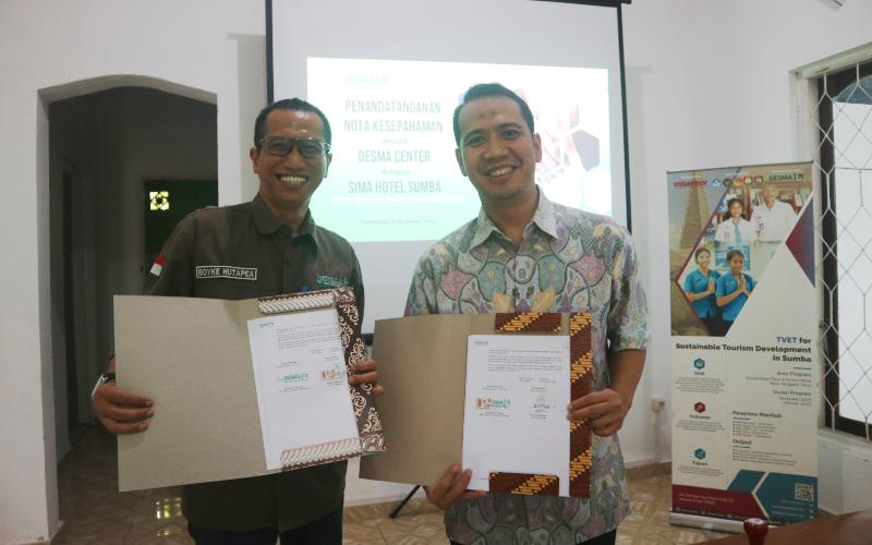 Signing of MoU between DESMA Center and Sima Sumba Hotel