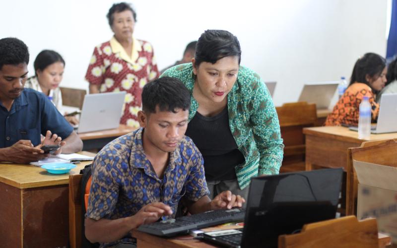 Digital-Based Tourism Vocational School Learning Transformation Workshop